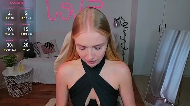 TessaGrays online show from May 21, 2026, 11:29 am