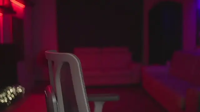 CandyStorm online show from November 28, 2025, 10:32 pm