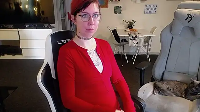 TattooedGirls online show from October 3, 2025, 9:44 am