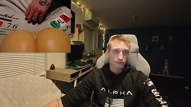 Firefoxdk online show from October 9, 2025, 11:38 pm