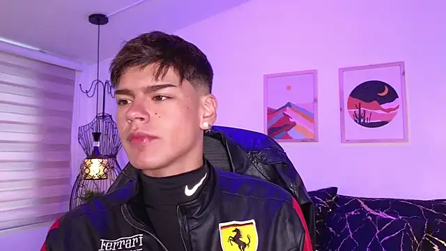 Snapshot of kevienmiet chatting on October 3, 2025, 11:12 am kevienmiet online show from October 3, 2025, 11:12 am