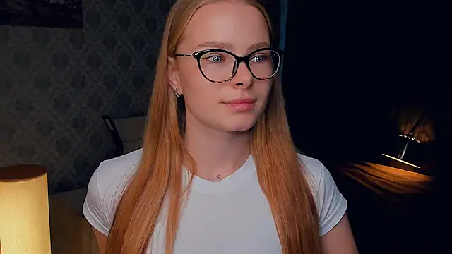 Snapshot of LibbyVenzeio chatting on October 8, 2025, 7:10 am LibbyVenzeio online show from October 8, 2025, 7:10 am