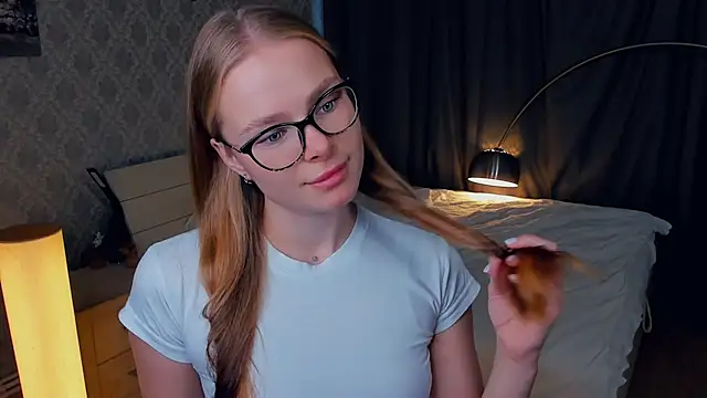 Snapshot of LibbyVenzeio chatting on October 22, 2025, 7:30 am LibbyVenzeio online show from October 22, 2025, 7:30 am