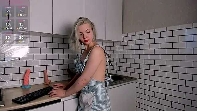 Snapshot of MelinMonro chatting on November 6, 2025, 3:21 am MelinMonro online show from November 6, 2025, 3:21 am