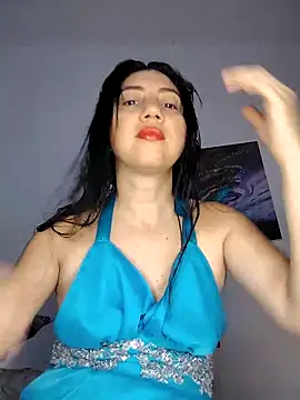 julietta maxi online show from October 1, 2025, 7:40 pm