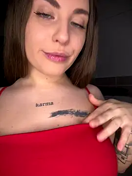 SelenaJenner online show from January 6, 2026, 5:55 am