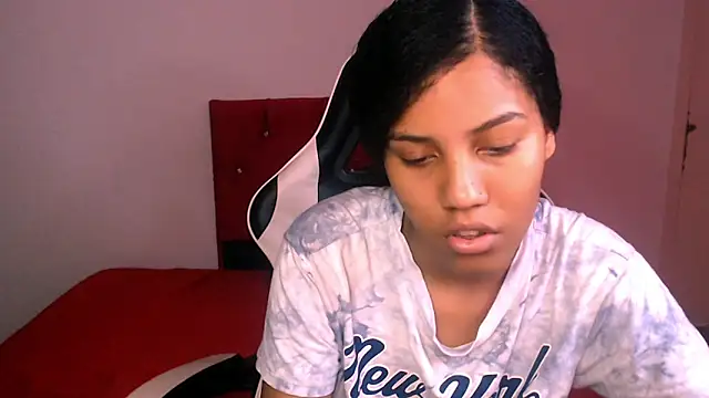 Snapshot of Tainara_ebony chatting on October 20, 2025, 7:14 pm Tainara ebony online show from October 20, 2025, 7:14 pm