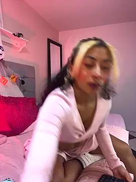 Khalessii baby01 online show from October 17, 2025, 3:32 am