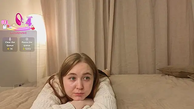 Snapshot of BobbieStenstrom chatting on October 10, 2025, 7:20 am BobbieStenstrom online show from October 10, 2025, 7:20 am