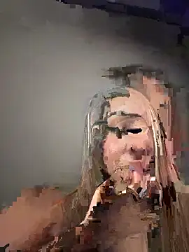 Aura Kaiser online show from October 3, 2025, 11:17 pm