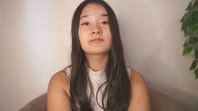 CherrylSkewis online show from September 30, 2025, 8:20 am