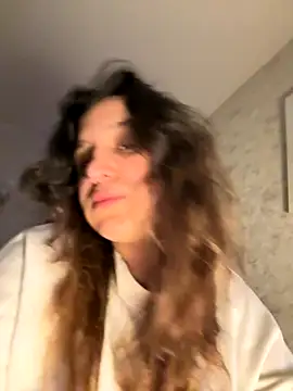 Snapshot of Luisaa_rosee chatting on October 3, 2025, 3:13 pm Luisaa rosee online show from October 3, 2025, 3:13 pm