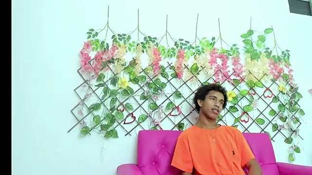 laloo hot online show from October 1, 2025, 1:37 pm