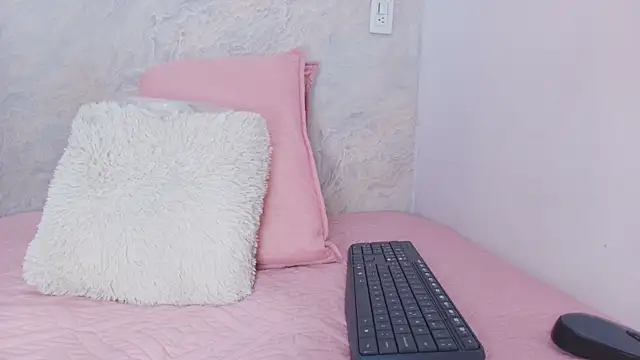 Snapshot of ashly_mr chatting on October 10, 2025, 11:55 am ashly mr online show from October 10, 2025, 11:55 am