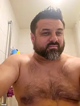 Snapshot of Roddog18 chatting on November 14, 2025, 2:37 am Roddog18 online show from November 14, 2025, 2:37 am