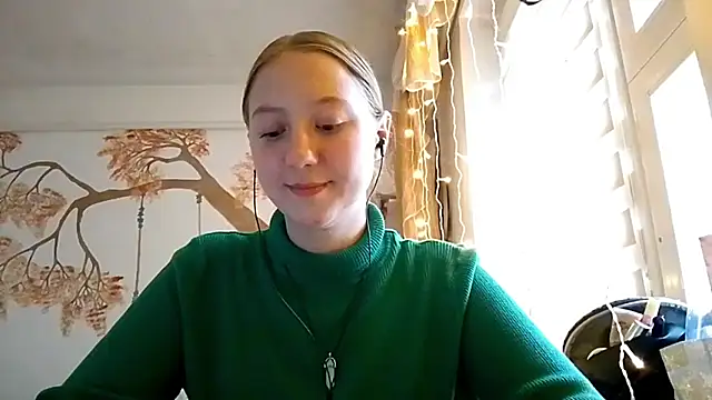 CarynFlaryn online show from September 30, 2025, 6:08 am
