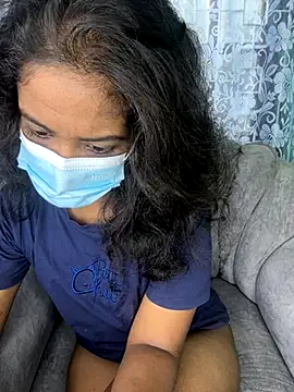 Snapshot of SukiyamaAsia chatting on October 25, 2025, 6:45 am SukiyamaAsia online show from October 25, 2025, 6:45 am