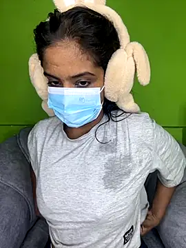 Snapshot of SukiyamaAsia chatting on October 8, 2025, 2:40 pm SukiyamaAsia online show from October 8, 2025, 2:40 pm