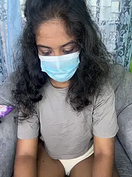 Snapshot of SukiyamaAsia chatting on November 10, 2025, 7:13 am SukiyamaAsia online show from November 10, 2025, 7:13 am