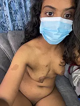 Snapshot of SukiyamaAsia chatting on October 19, 2025, 7:16 pm SukiyamaAsia online show from October 19, 2025, 7:16 pm