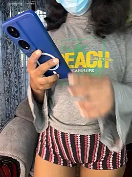 Snapshot of SukiyamaAsia chatting on October 22, 2025, 4:12 am SukiyamaAsia online show from October 22, 2025, 4:12 am