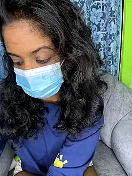 Snapshot of SukiyamaAsia chatting on November 14, 2025, 6:44 pm SukiyamaAsia online show from November 14, 2025, 6:44 pm