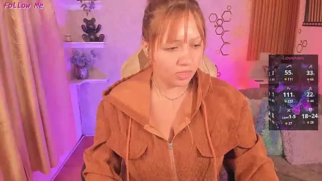 Snapshot of EvelynVega0 chatting on June 1, 2026, 6:35 am EvelynVega0 online show from June 1, 2026, 6:35 am