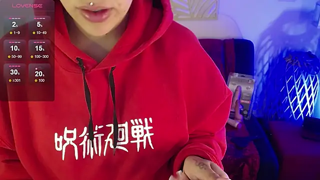 Snapshot of barbara_muller chatting on November 12, 2025, 1:48 pm barbara muller online show from November 12, 2025, 1:48 pm