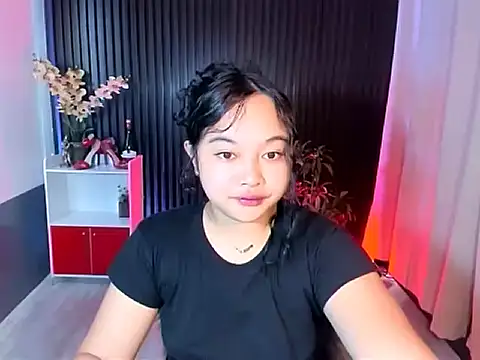 UrFavouriteCravings online show from November 11, 2025, 12:27 am