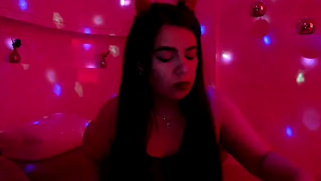 Snapshot of AgathaMendes chatting on October 11, 2025, 2:23 am AgathaMendes online show from October 11, 2025, 2:23 am