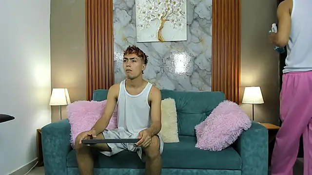 VERY HOT GUYS online show from February 16, 2026, 1:21 pm