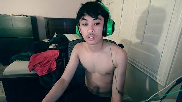 youngasianboy2007 online show from March 1, 2026, 9:20 am