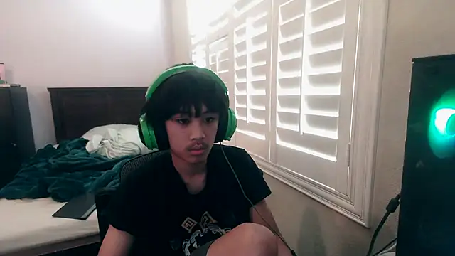 youngasianboy2007 online show from October 24, 2025, 5:23 pm