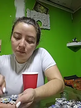 annyaparis online show from October 29, 2025, 11:36 pm