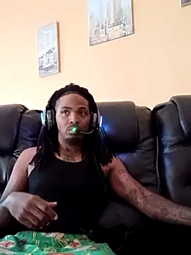 Kadsanova online show from October 29, 2025, 4:17 pm