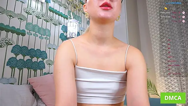 Snapshot of MichalBenskin chatting on October 21, 2025, 6:02 am MichalBenskin online show from October 21, 2025, 6:02 am