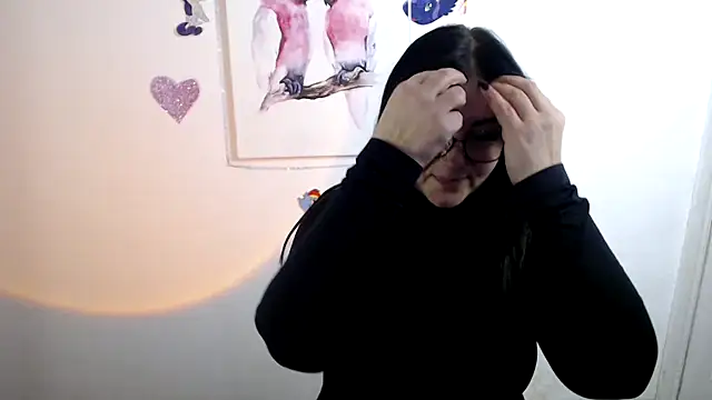 Snapshot of Melanka_milka chatting on October 27, 2025, 11:22 am Melanka milka online show from October 27, 2025, 11:22 am