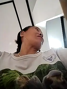 asakaka online show from October 26, 2025, 1:33 pm