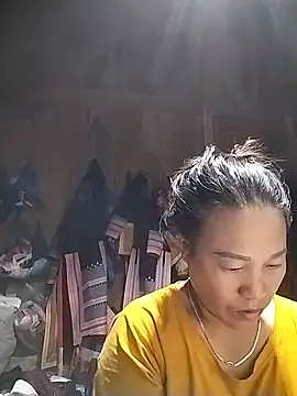 asakaka online show from October 7, 2025, 2:12 am