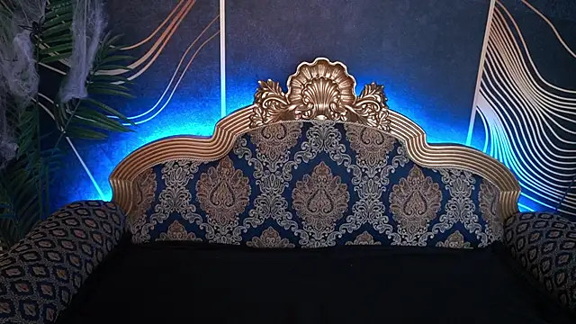 Snapshot of IsabelleDiorr chatting on October 27, 2025, 8:54 pm IsabelleDiorr online show from October 27, 2025, 8:54 pm