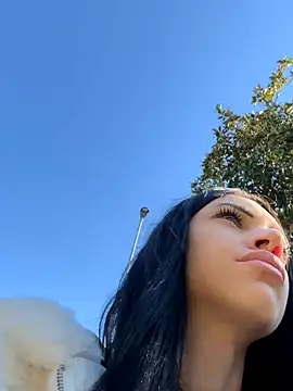 Snapshot of ilariea_girl chatting on October 4, 2025, 2:18 pm ilariea girl online show from October 4, 2025, 2:18 pm