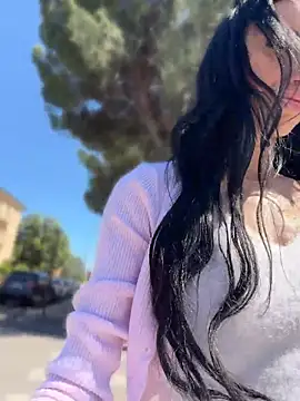 ilariea girl online show from May 22, 2026, 12:58 pm