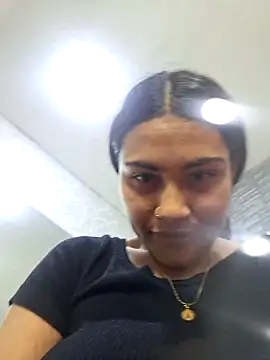 Snapshot of ChloeMorelli chatting on October 11, 2025, 2:23 am ChloeMorelli online show from October 11, 2025, 2:23 am