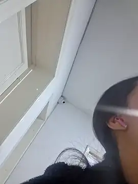 Snapshot of ChloeMorelli chatting on October 21, 2025, 2:33 am ChloeMorelli online show from October 21, 2025, 2:33 am