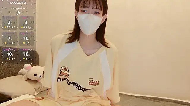 Yura chan 00 online show from October 2, 2025, 3:59 pm