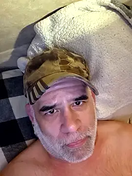 DeeBestEver online show from February 9, 2026, 6:17 pm