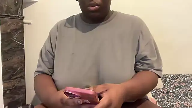 Snapshot of nanaisbackk chatting on November 16, 2025, 8:08 am nanaisbackk online show from November 16, 2025, 8:08 am