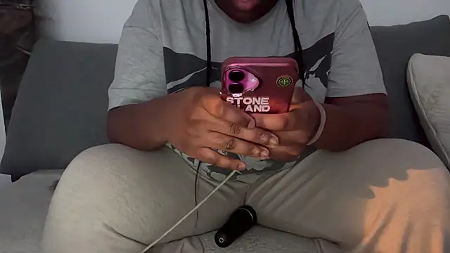 nanaisbackk online show from January 13, 2026, 6:12 pm