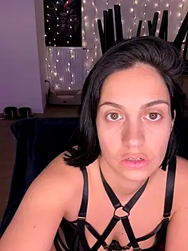 LaPetiteKim online show from January 8, 2026, 8:59 pm