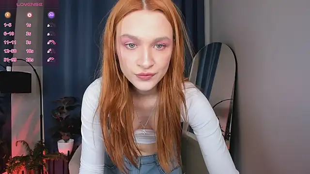 PollyMayer online show from May 22, 2026, 8:40 pm